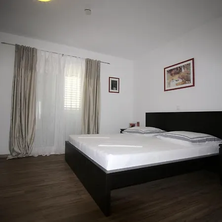 Apartment Dalmatien Traumhaus Makarska Exterior photo